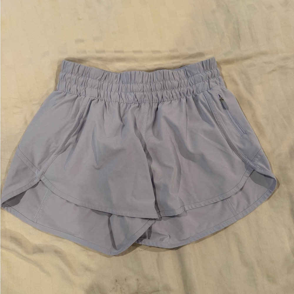 Lululemon tracker 4” shorts